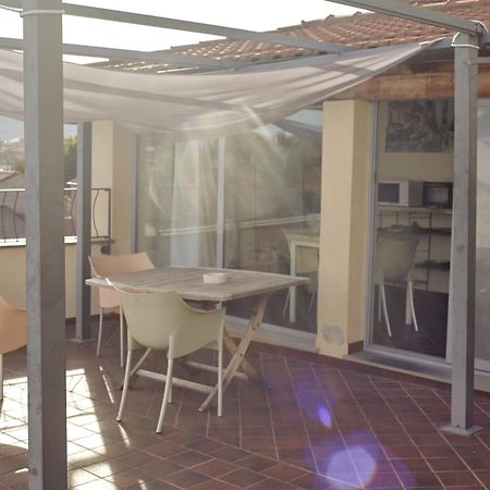B&B Giardinidivale A 2 Chilometri Da Finale Ligure Borgio Verezzi Rom bilde